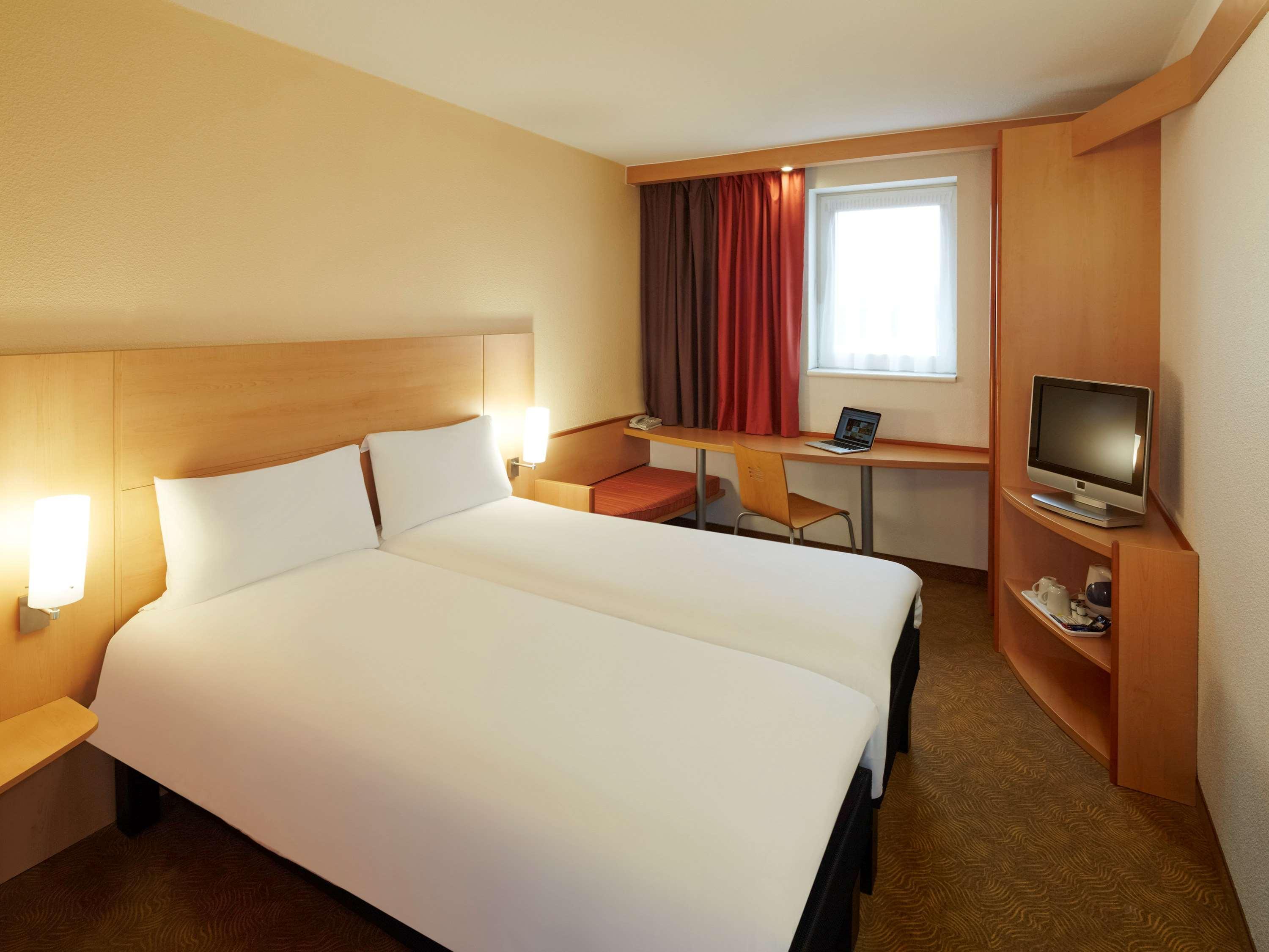 Hotel Ibis Centre Reading