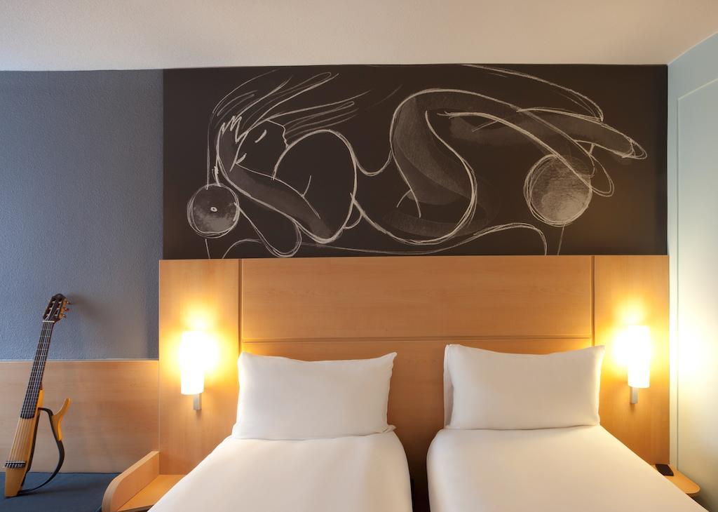 Hotel Ibis Centre 3*