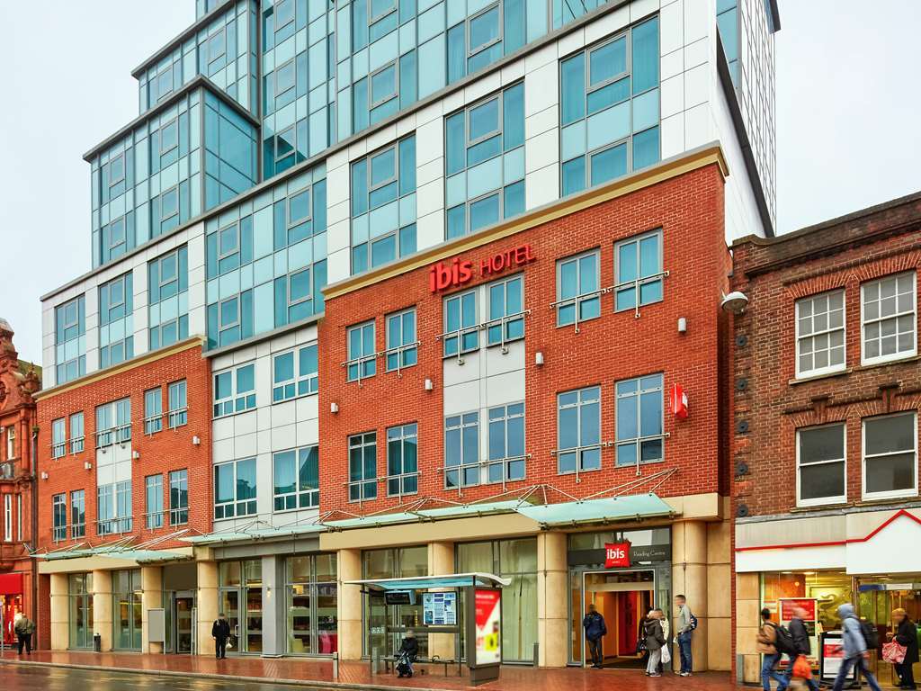 Ibis Centre Hotel 3*